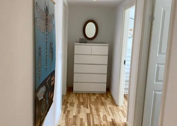 F27-K, 4 People, 4 Bedrooms, Fully Furnished